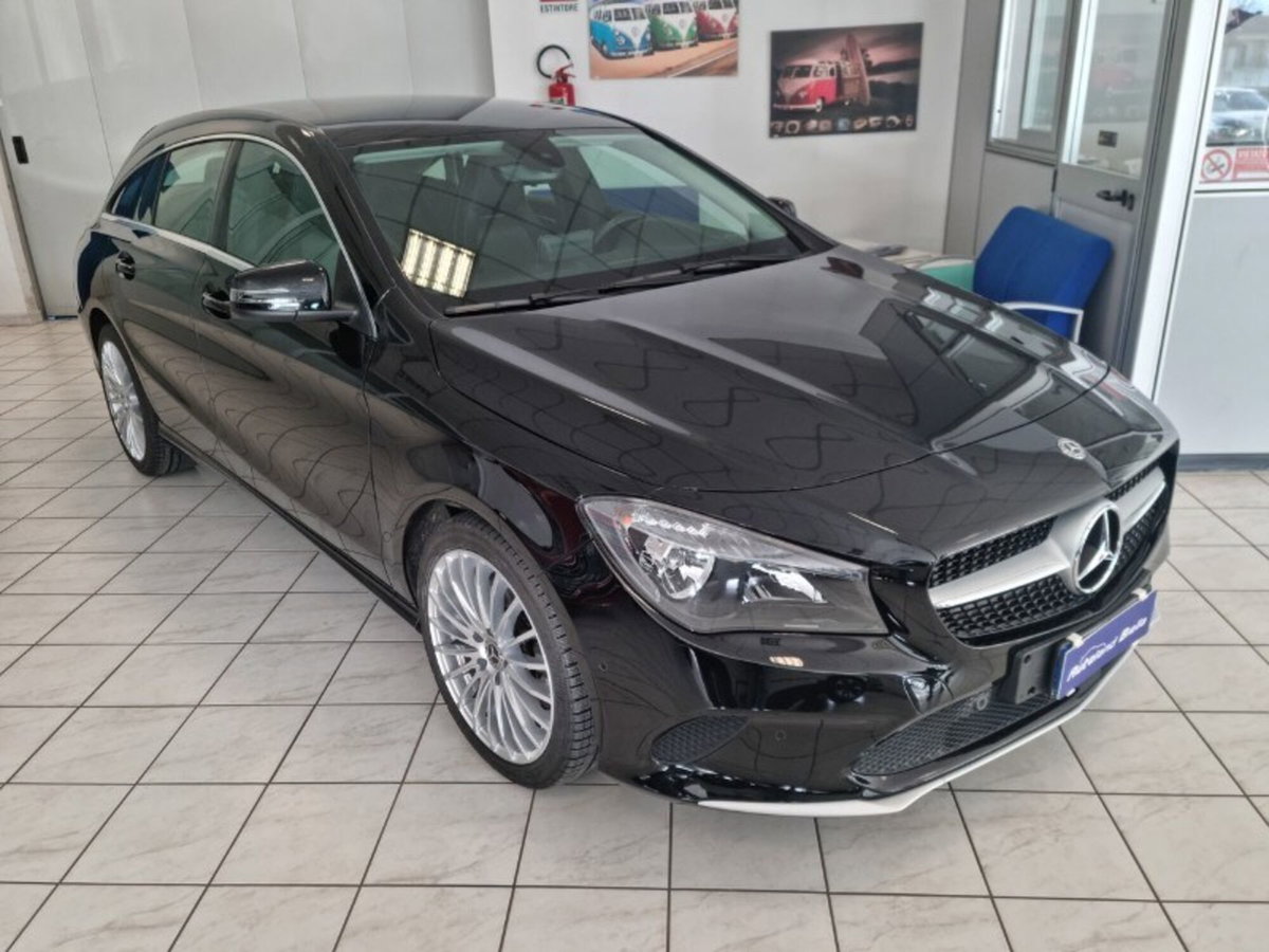 Mercedes-Benz CLA Shooting Brake 180 Business