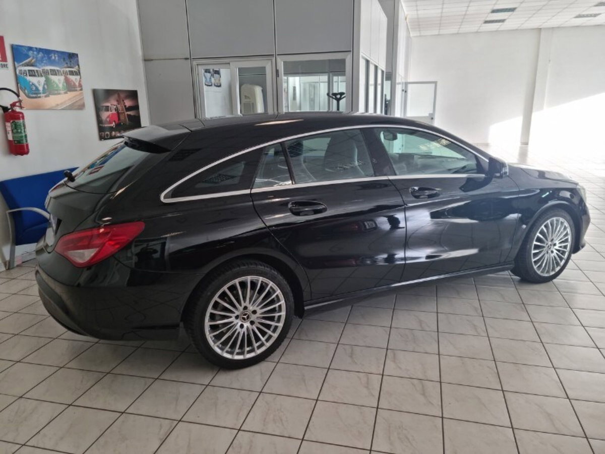 Mercedes-Benz CLA Shooting Brake 180 Business (4)