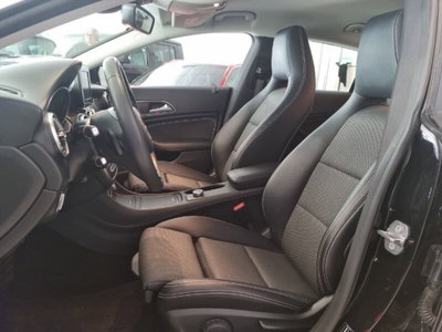 Mercedes-Benz CLA Shooting Brake 180 Business (5)