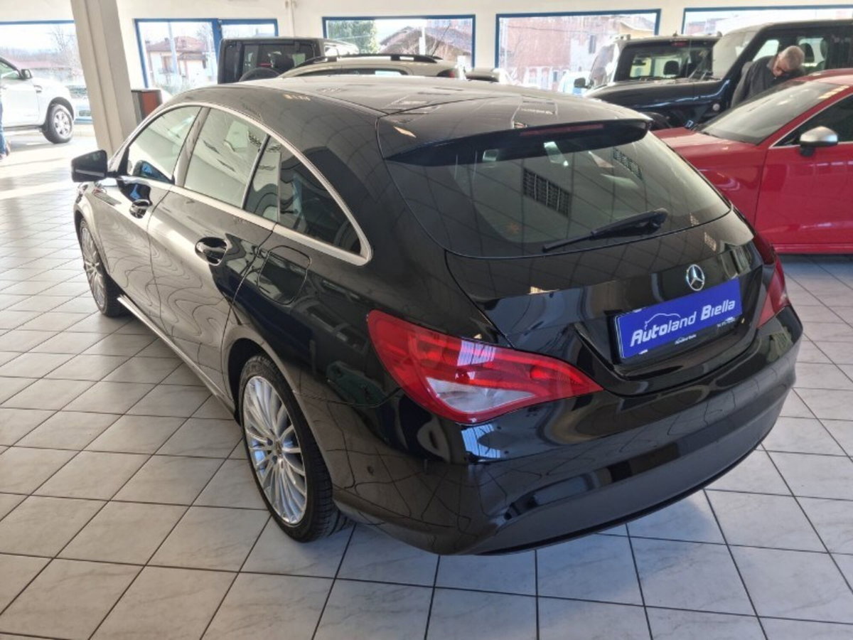 Mercedes-Benz CLA Shooting Brake 180 Business (6)