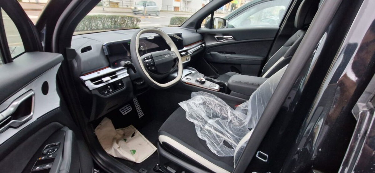 Kia Sportage 1.6 TGDi HEV AT GT-line Plus (4)