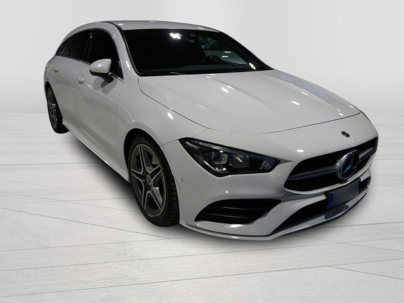 Mercedes-Benz CLA Shooting Brake 200 d Automatic Shooting Brake Premium