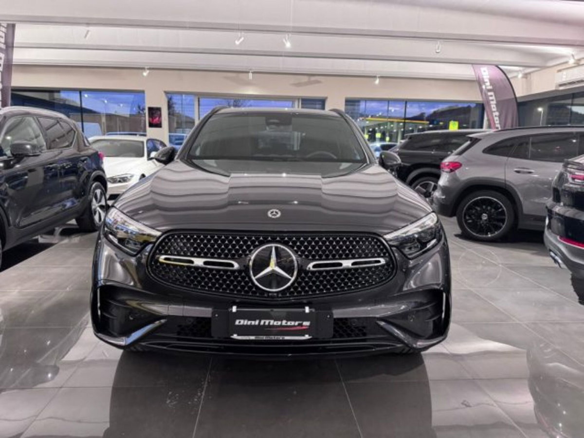 Mercedes-Benz GLC 220 d 4Matic Mild Hybrid AMG Premium Plus (2)