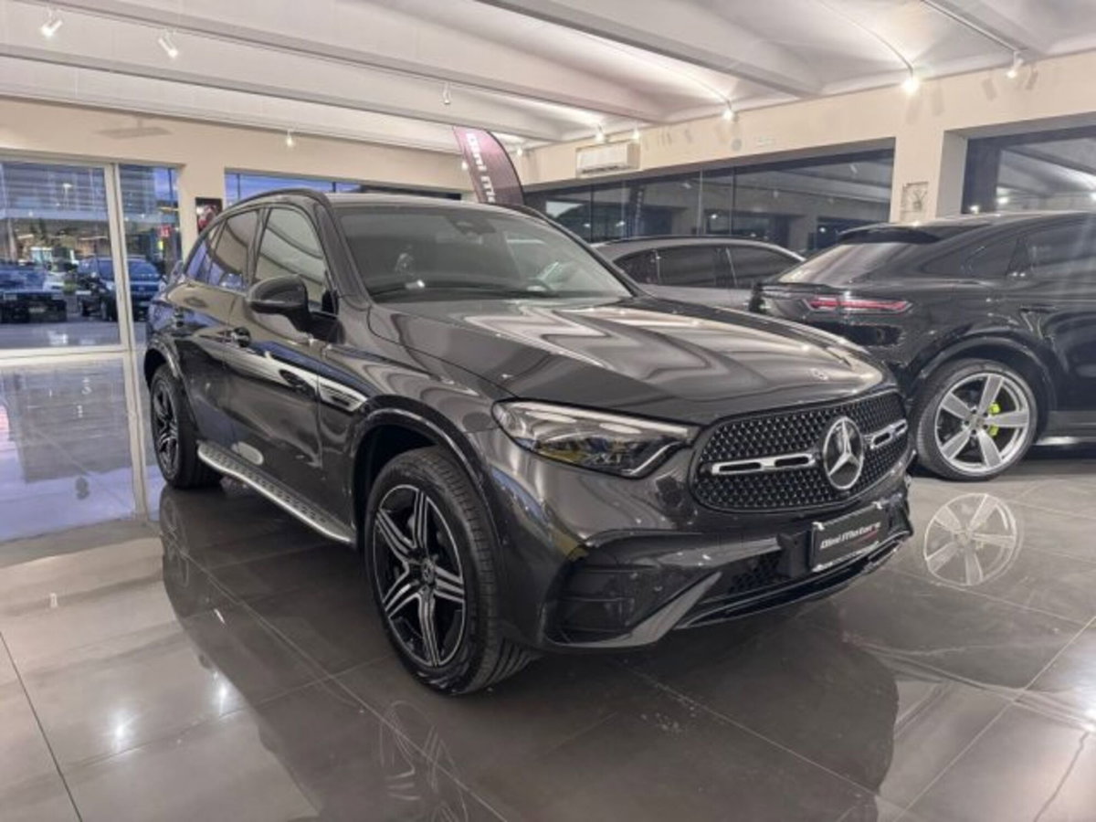 Mercedes-Benz GLC 220 d 4Matic Mild Hybrid AMG Premium Plus (3)