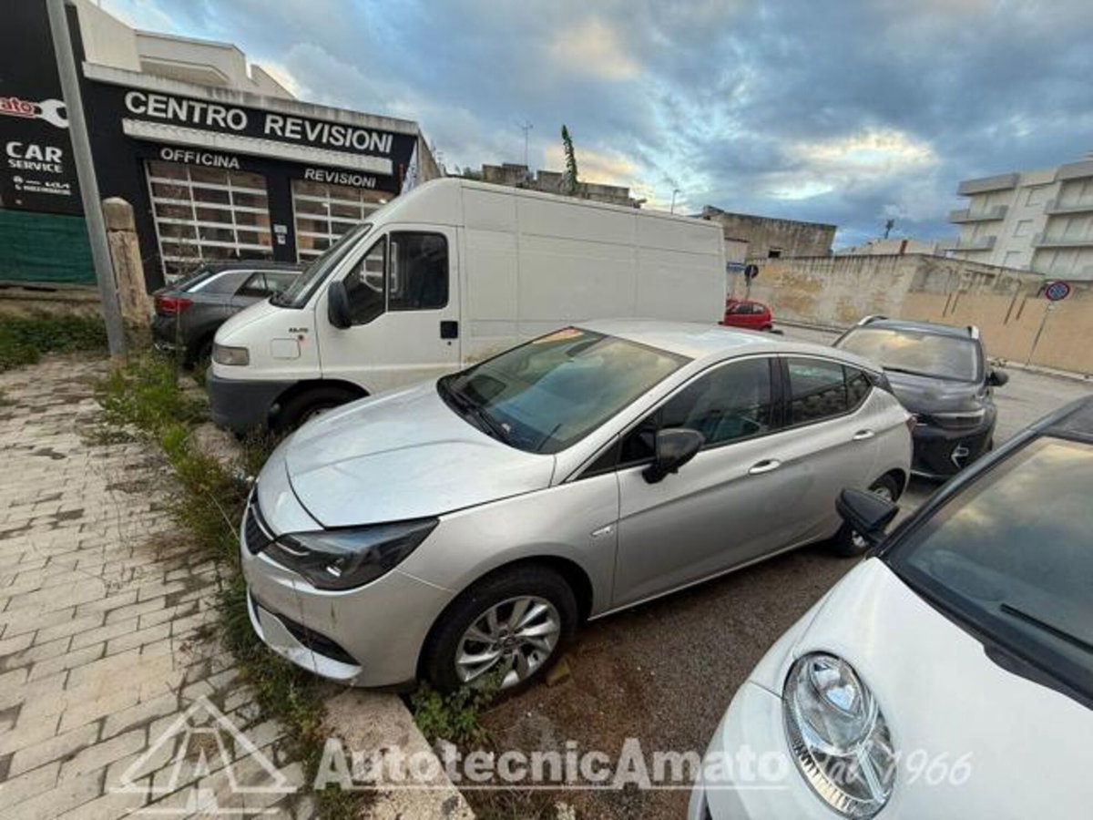 Opel Astra 1.2 Turbo 110 CV S&S 5 porte Business Elegance