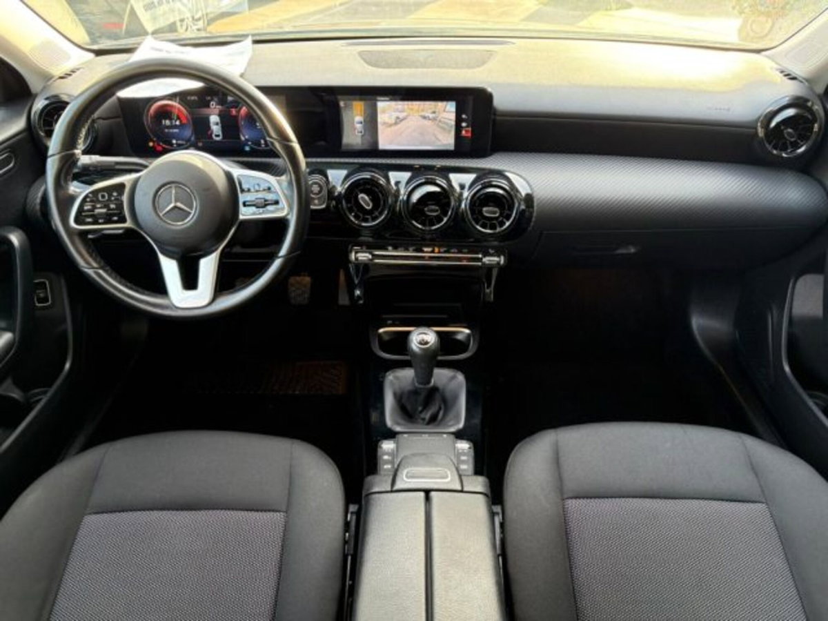 Mercedes-Benz Classe A Sedan 180 d 4p. Executive (7)