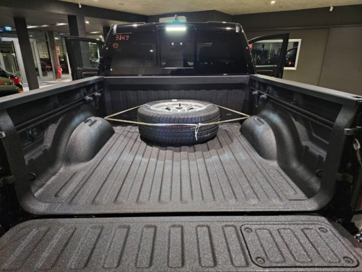 Ram Ram Pick-up Ram 1500 3.0 Quad Cab Laramie Night Edition Premium 420cv at8 (20)