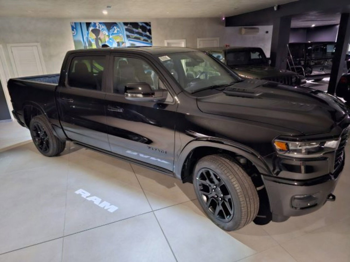 Ram Ram Pick-up Ram 1500 3.0 Quad Cab Laramie Night Edition Premium 420cv at8 (8)