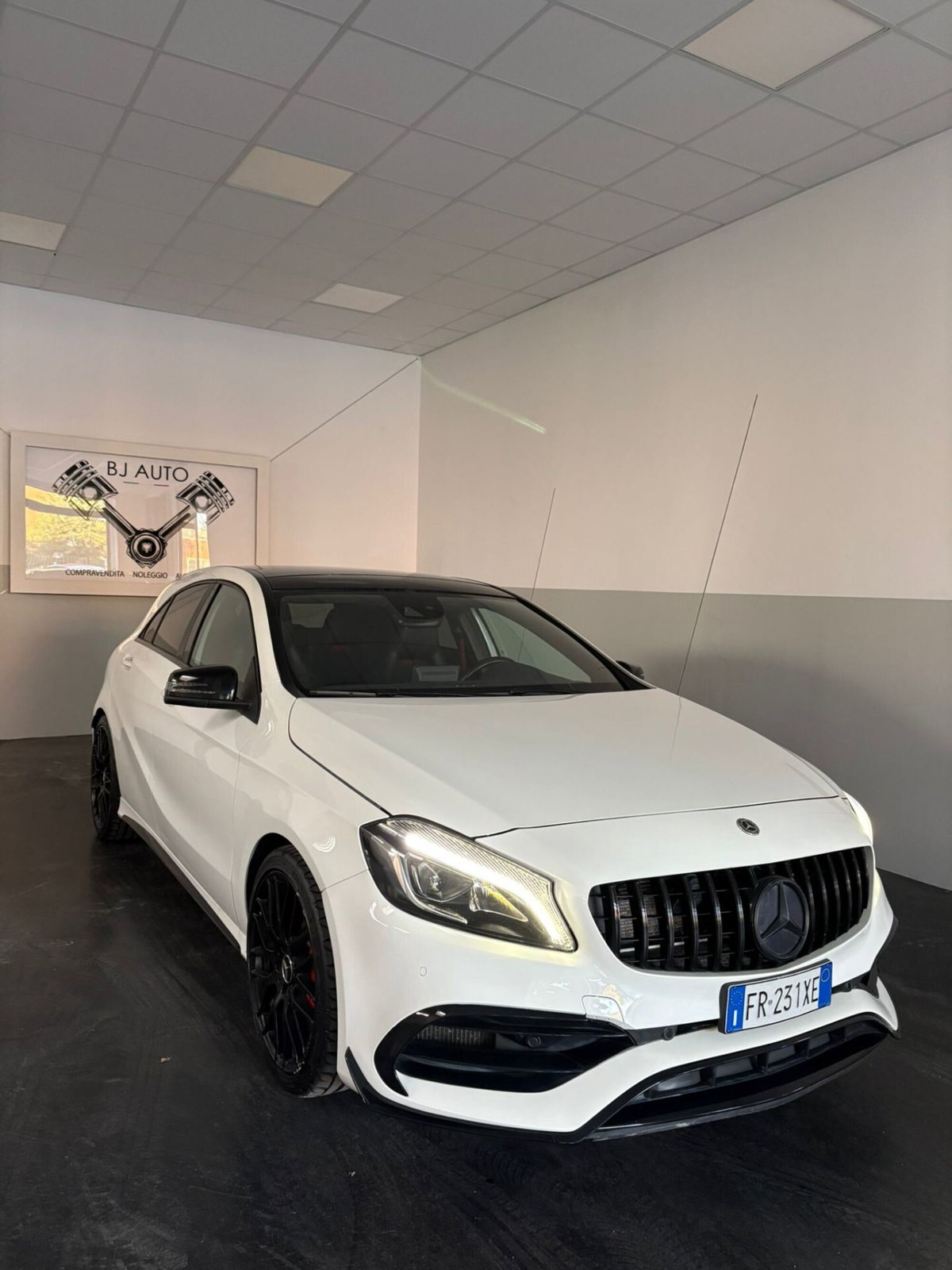 Mercedes-Benz Classe A 45 AMG 4Matic Automatic (5)