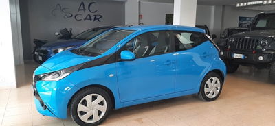 Toyota Aygo 1.0 VVT-i 69 CV 5 porte x-pure usata