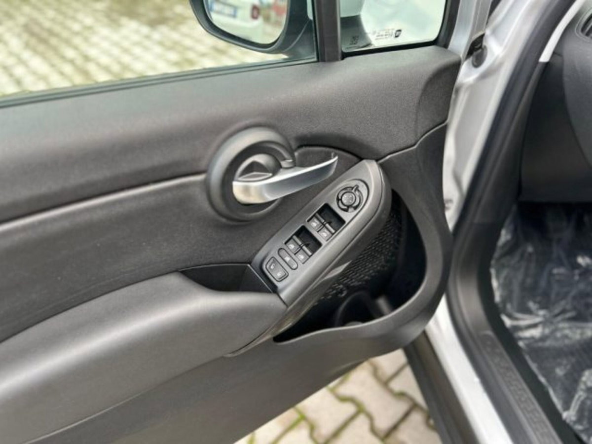 Fiat 500X 1.6 MultiJet 130 CV Connect (7)