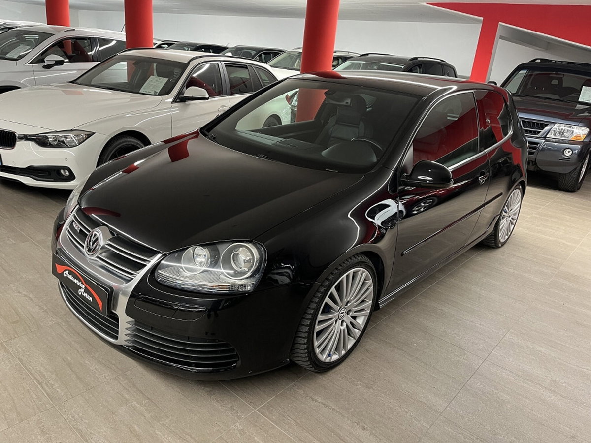 Volkswagen Golf 3.2 VR6 4mot. 3p. DSG R32