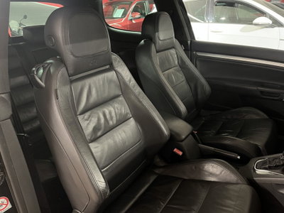 Volkswagen Golf 3.2 VR6 4mot. 3p. DSG R32 (10)