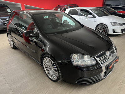 Volkswagen Golf 3.2 VR6 4mot. 3p. DSG R32 (3)