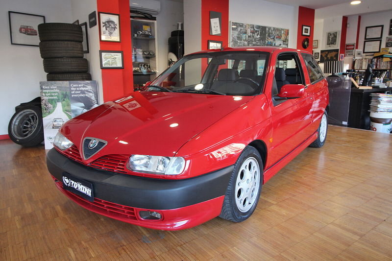 Alfa Romeo 145 2.0i 16V Twin Spark cat Quadrifoglio