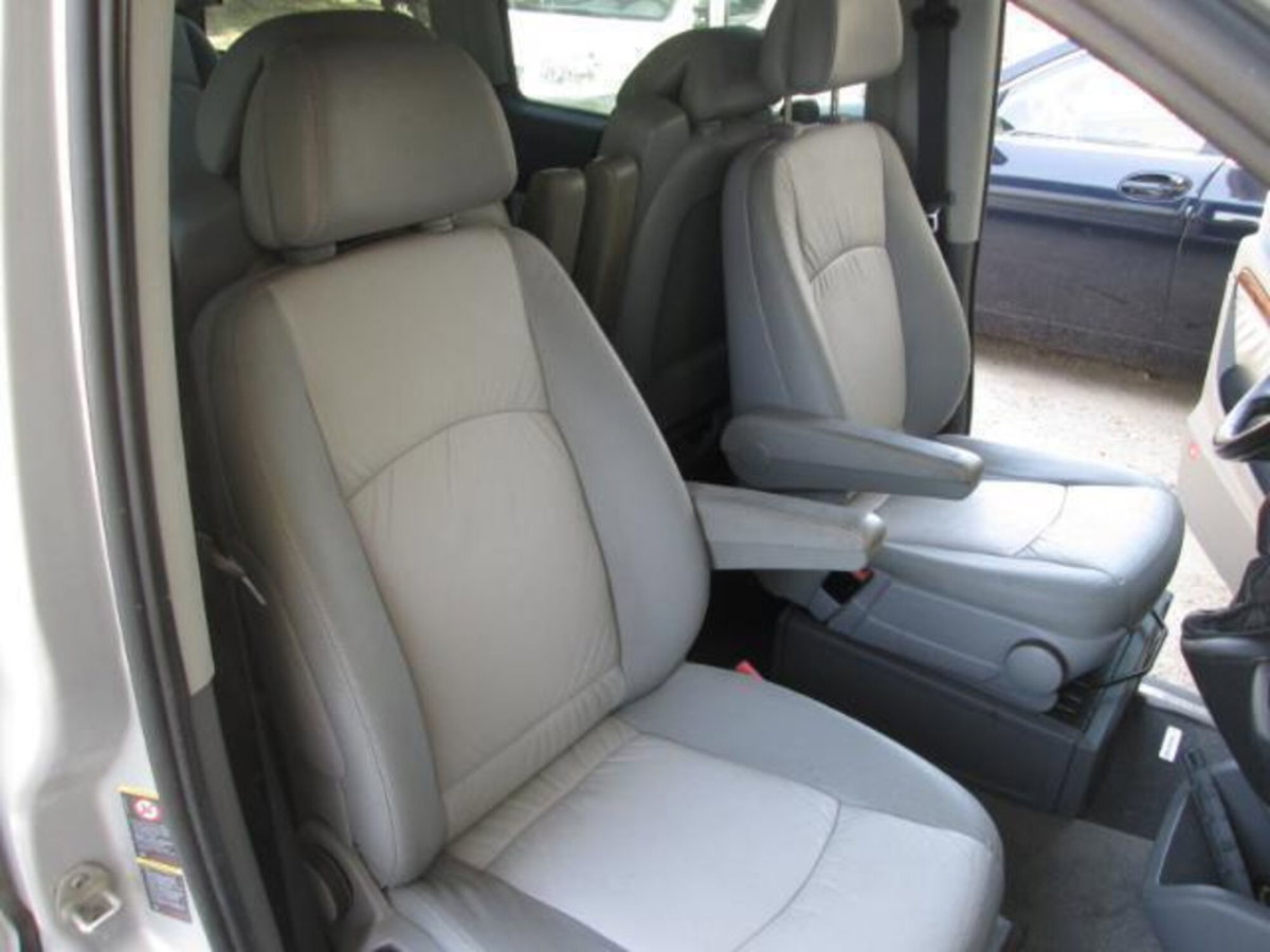 Mercedes-Benz Viano 3.0 CDI Ambiente (14)
