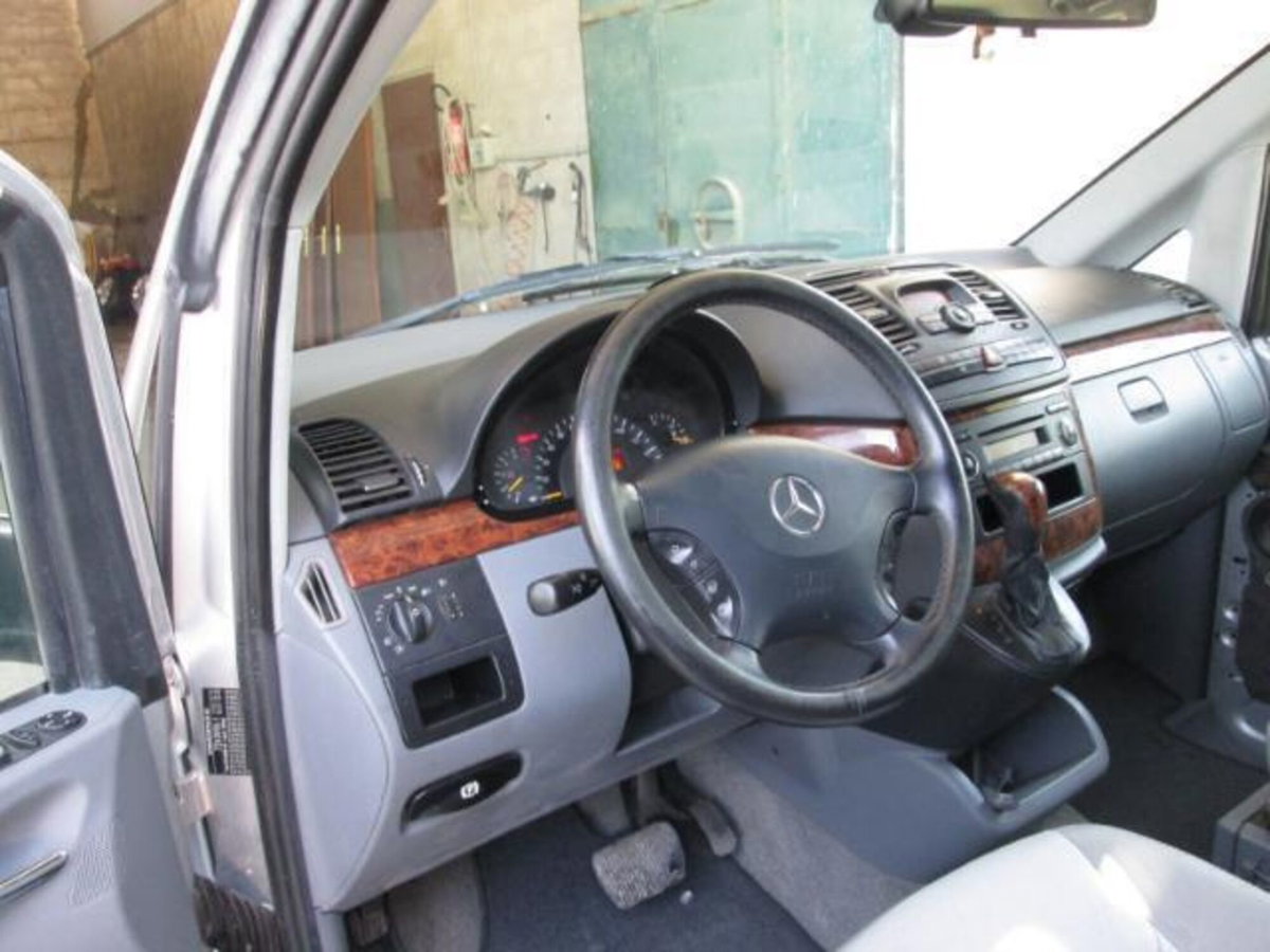 Mercedes-Benz Viano 3.0 CDI Ambiente (9)