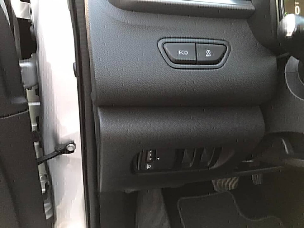 Renault Kadjar 8V 110CV EDC Energy Zen (14)