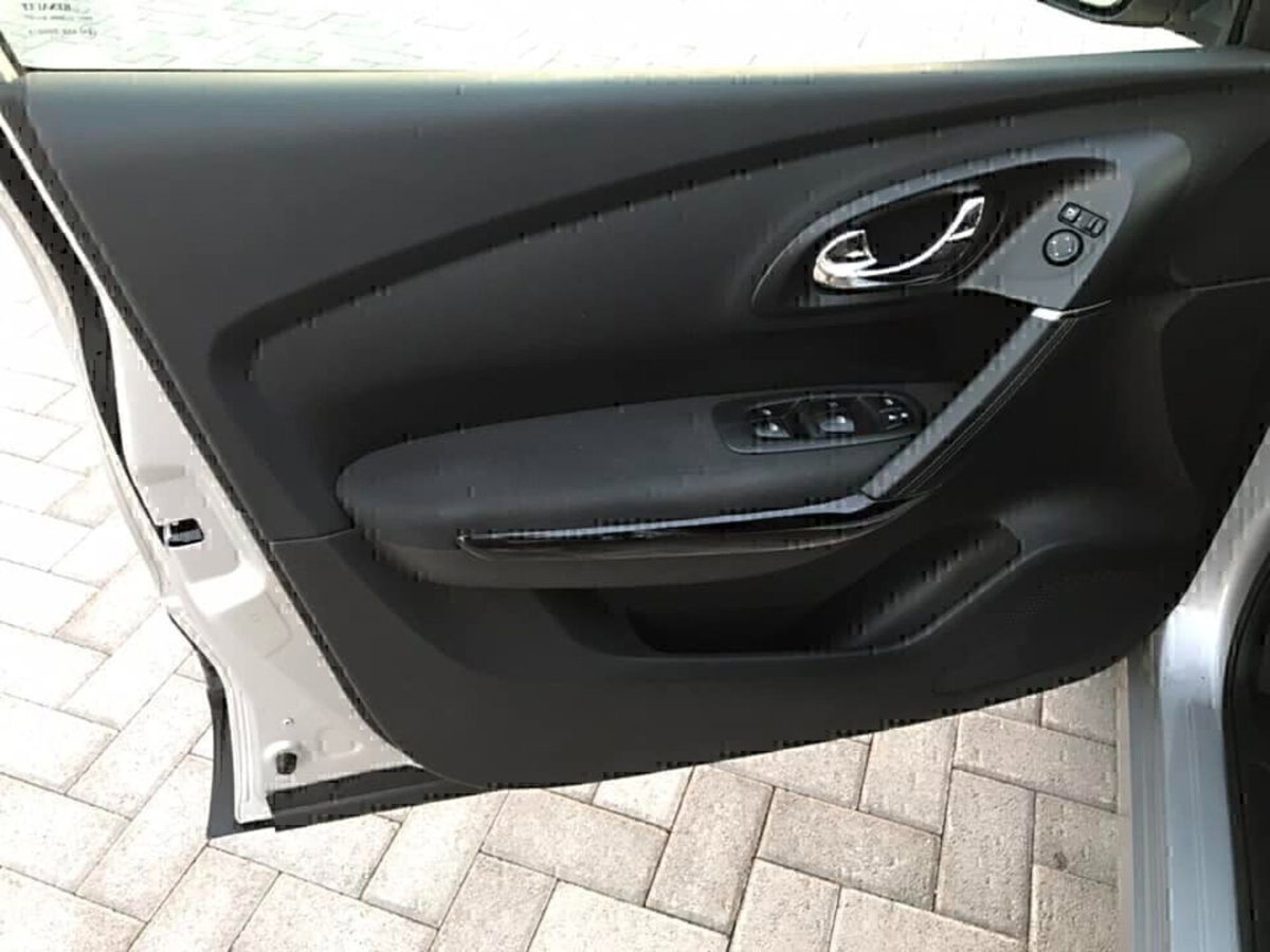 Renault Kadjar 8V 110CV EDC Energy Zen (16)