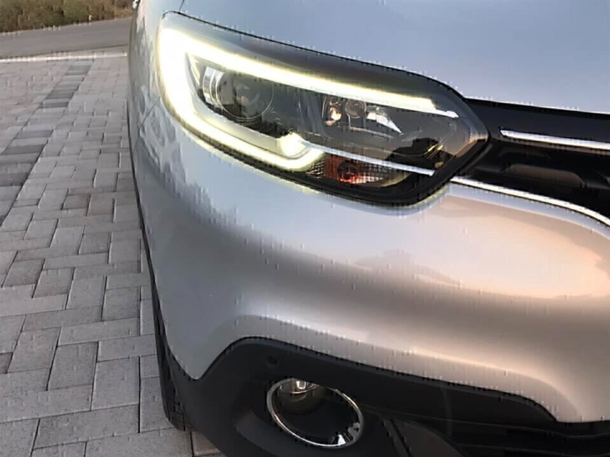 Renault Kadjar 8V 110CV EDC Energy Zen (17)