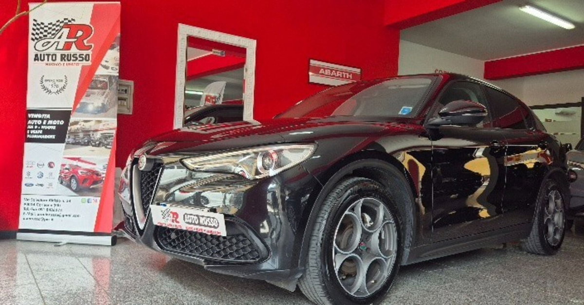 Alfa Romeo Stelvio Stelvio 2.2 Turbodiesel 160 CV AT8 RWD Super Business (2)