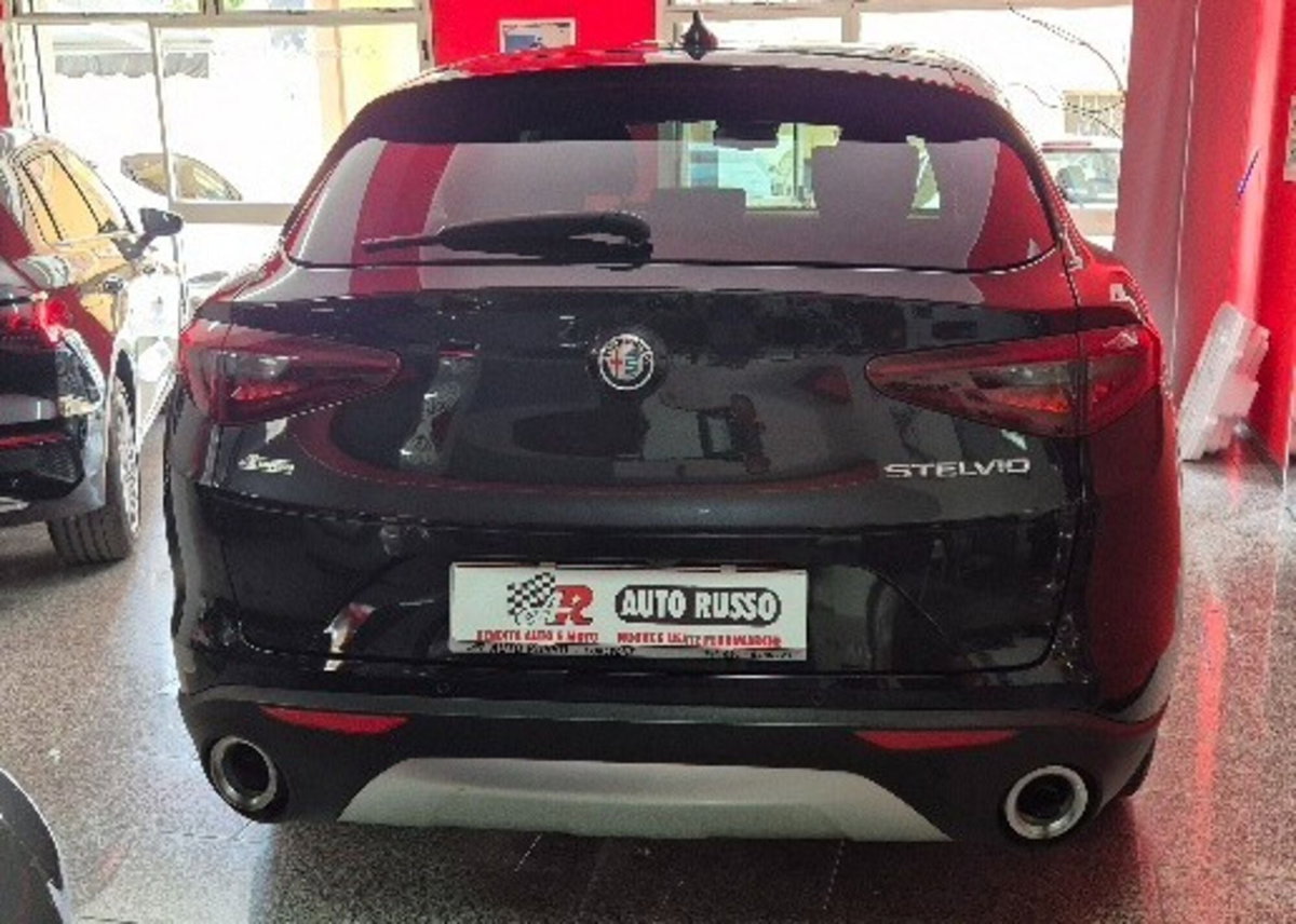 Alfa Romeo Stelvio Stelvio 2.2 Turbodiesel 160 CV AT8 RWD Super Business (5)
