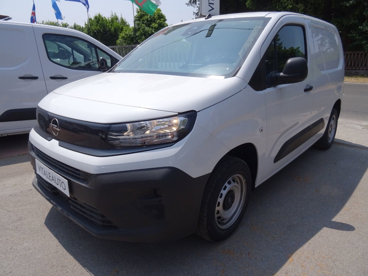 Opel Combo Furgone Cargo 1.5 Diesel 100CV S&S PC 1000kg Edition (2)