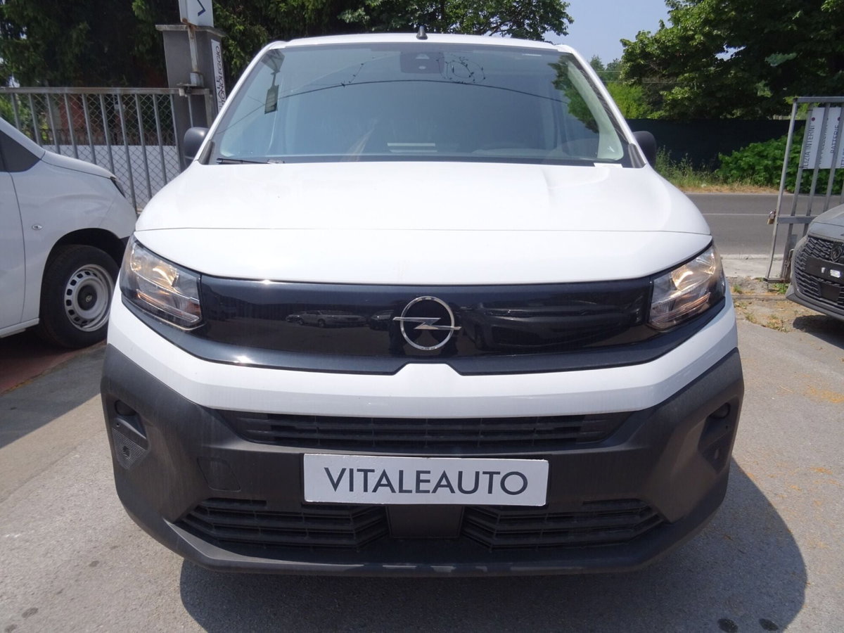 Opel Combo Furgone Cargo 1.5 Diesel 100CV S&S PC 1000kg Edition (3)