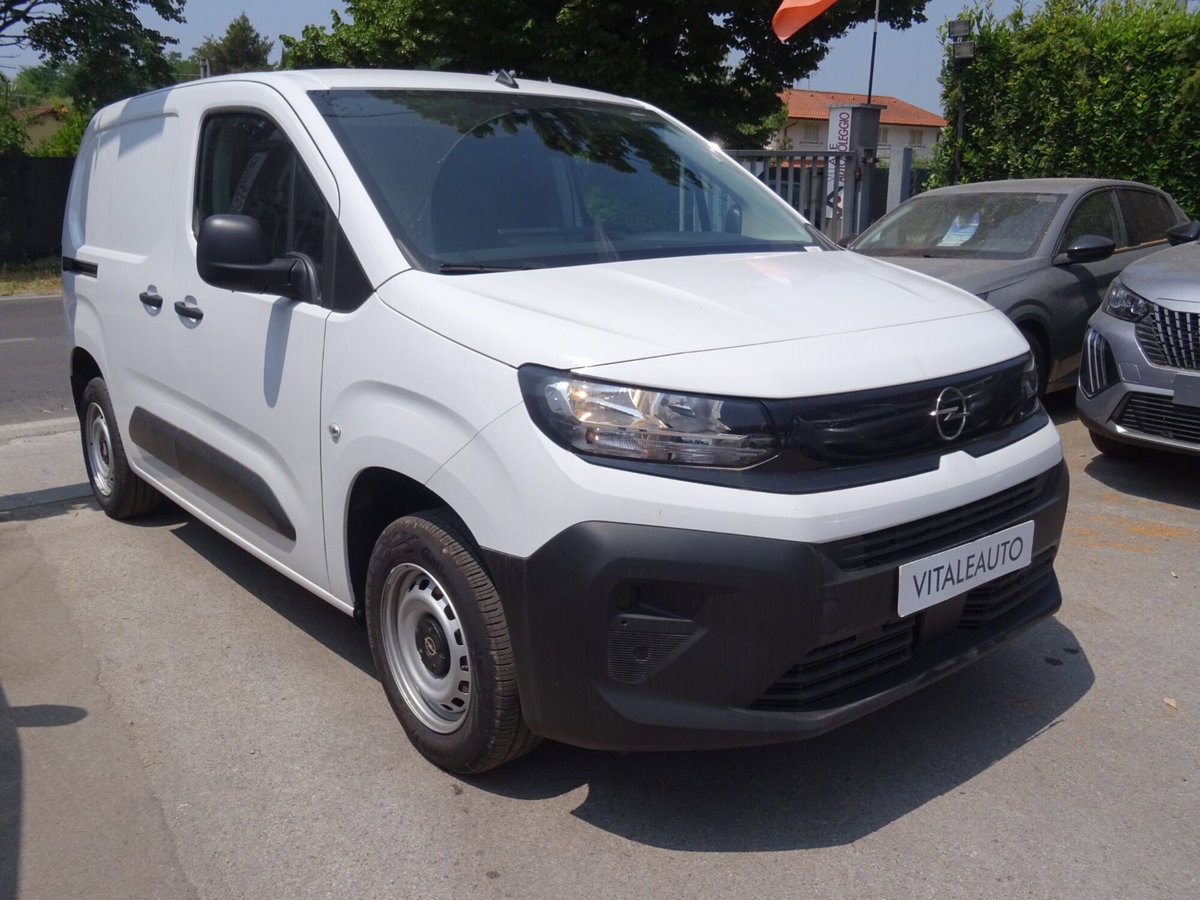 Opel Combo Furgone Cargo 1.5 Diesel 100CV S&S PC 1000kg Edition (4)