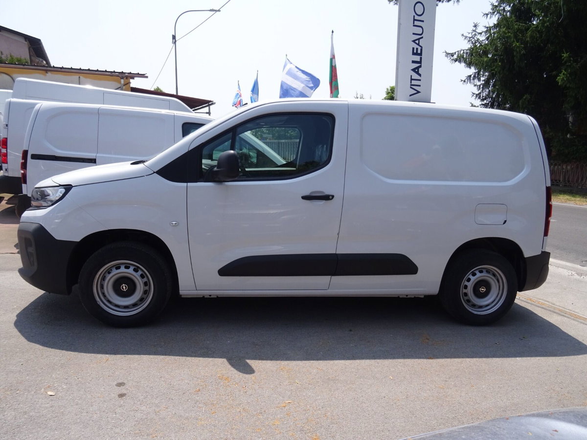 Opel Combo Furgone Cargo 1.5 Diesel 100CV S&S PC 1000kg Edition (6)