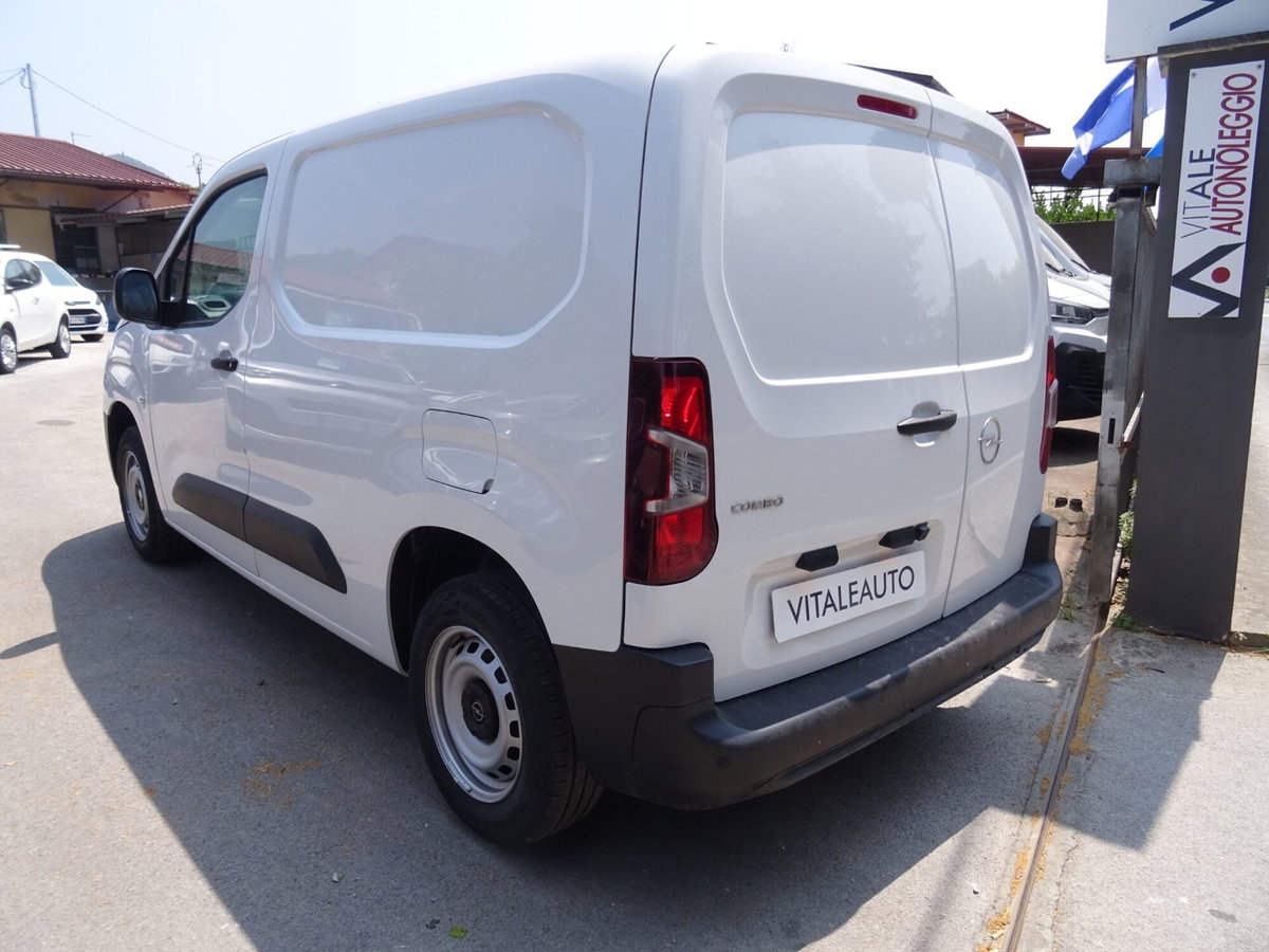 Opel Combo Furgone Cargo 1.5 Diesel 100CV S&S PC 1000kg Edition (7)