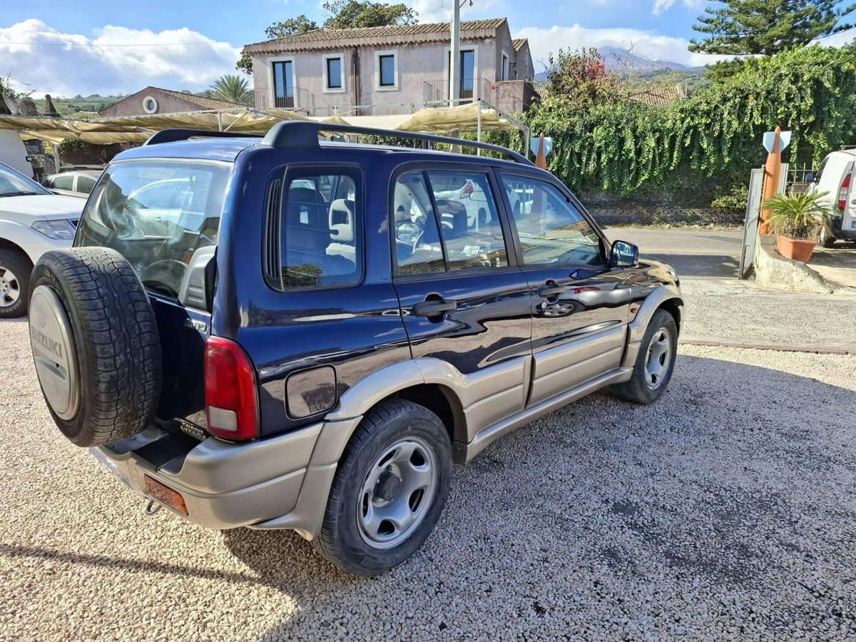 Suzuki Grand Vitara TDI S.W. Autocarro (4)