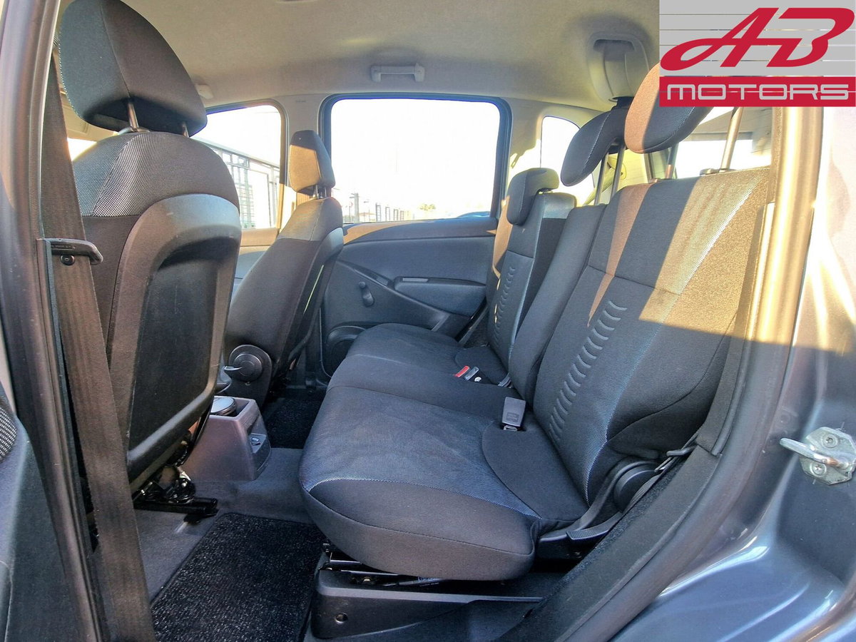 Fiat Idea 1.4 16V Emotion (10)
