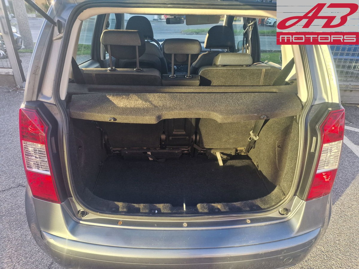 Fiat Idea 1.4 16V Emotion (15)