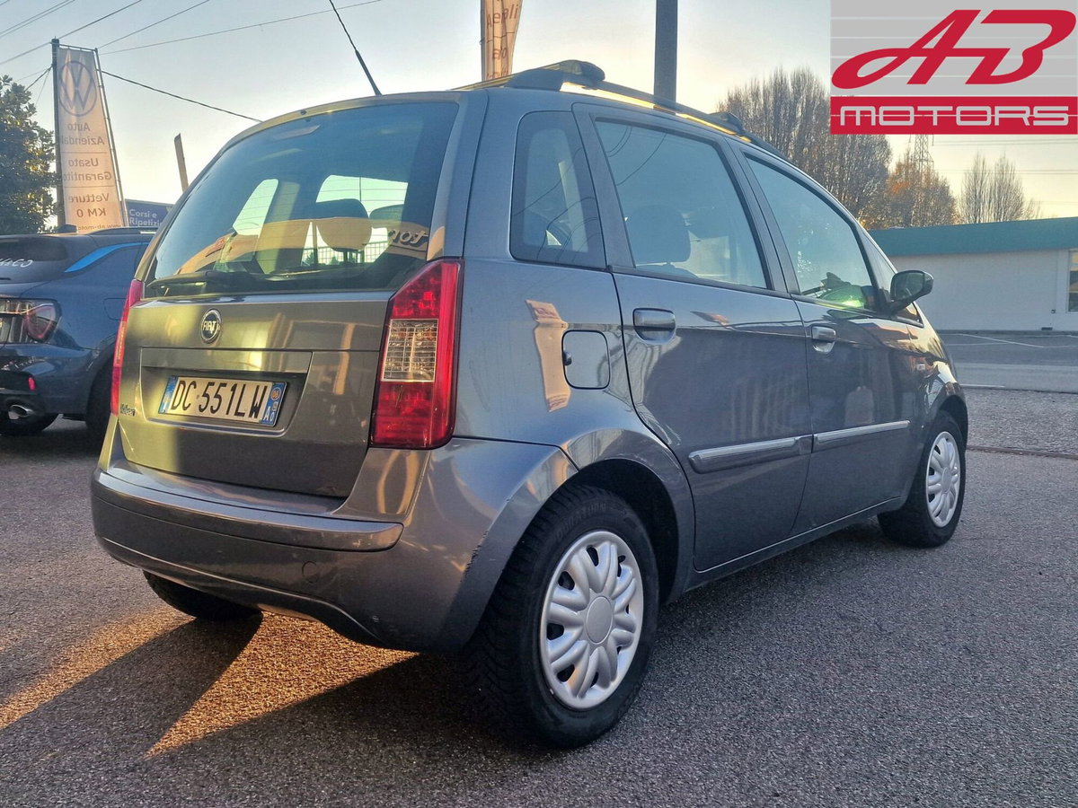 Fiat Idea 1.4 16V Emotion (5)