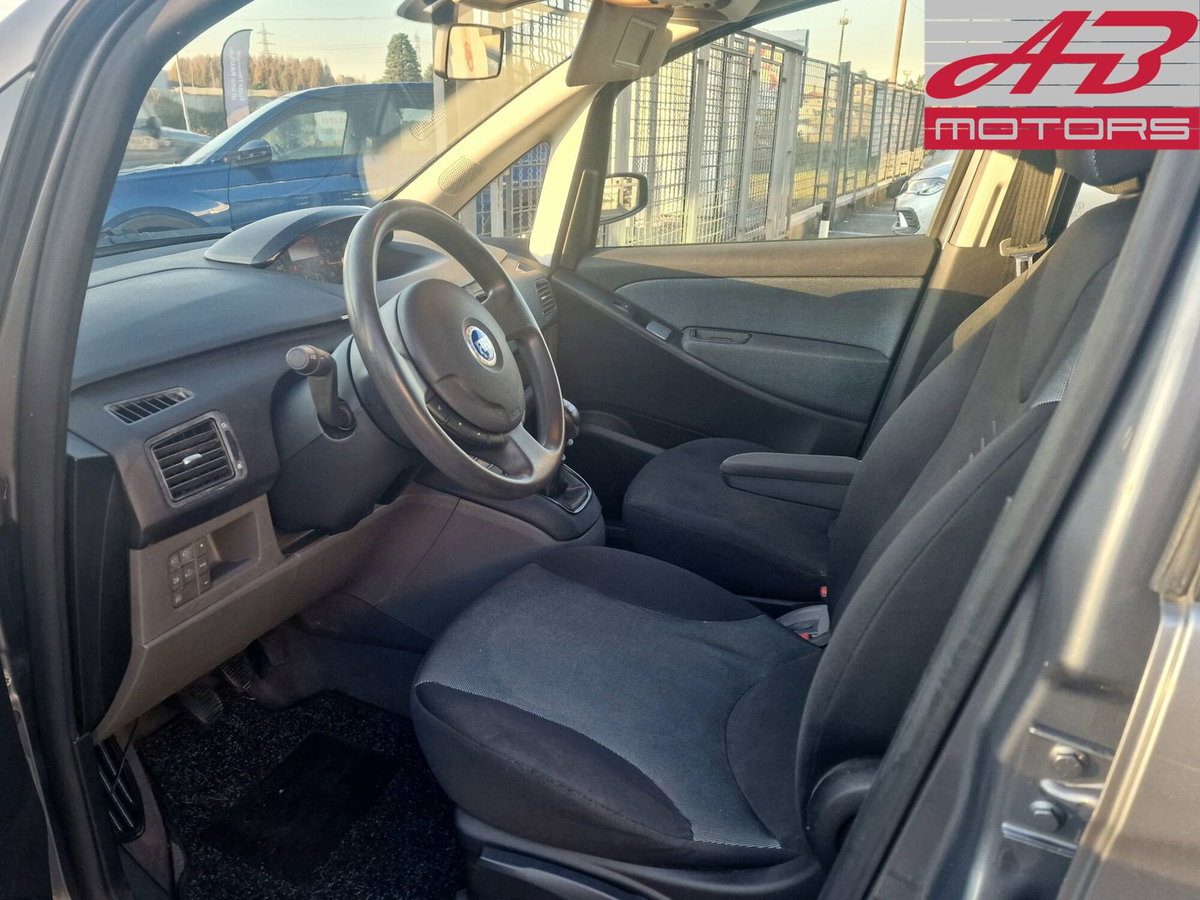 Fiat Idea 1.4 16V Emotion (9)