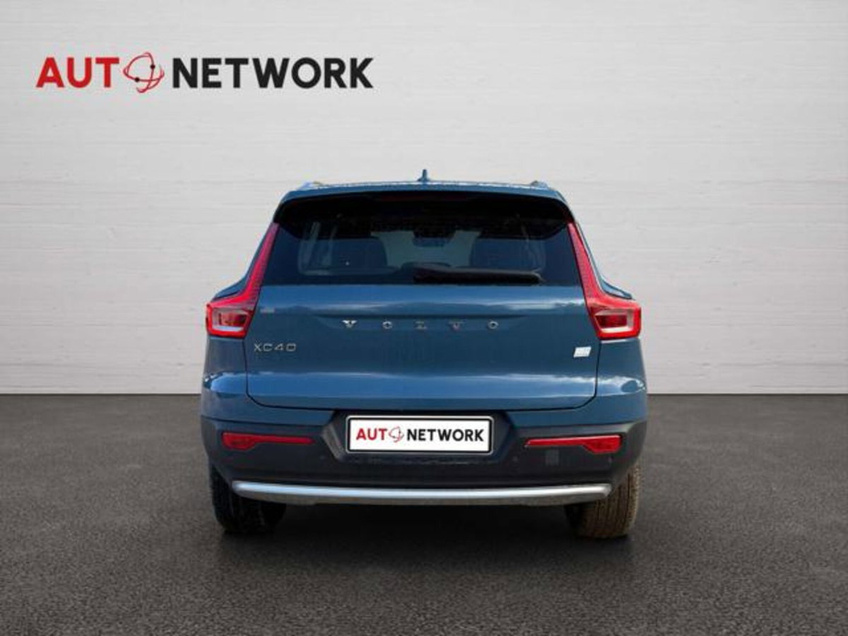Volvo XC40 T4 Recharge Plug-in Hybrid automatico Core (6)