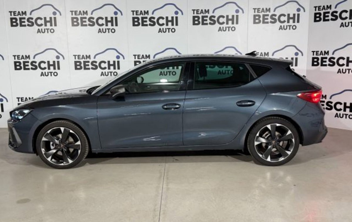 Cupra Leon Leon 1.5 hybrid 150cv dsg (2)