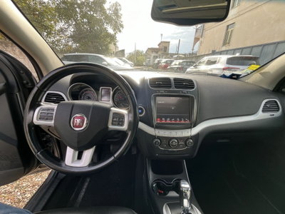 Fiat Freemont 2.0 Mjt 170 CV 4x4 Automatica Lounge (9)