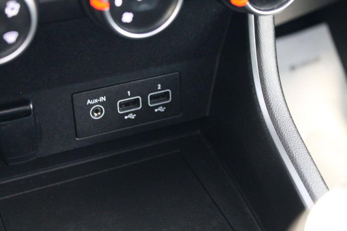 Renault Captur Blue dCi 95 CV Business (19)