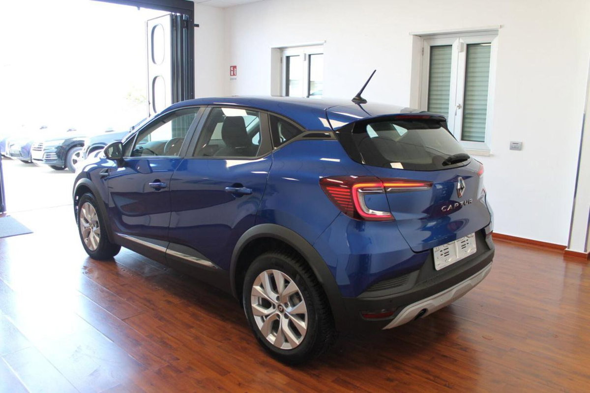 Renault Captur Blue dCi 95 CV Business (6)