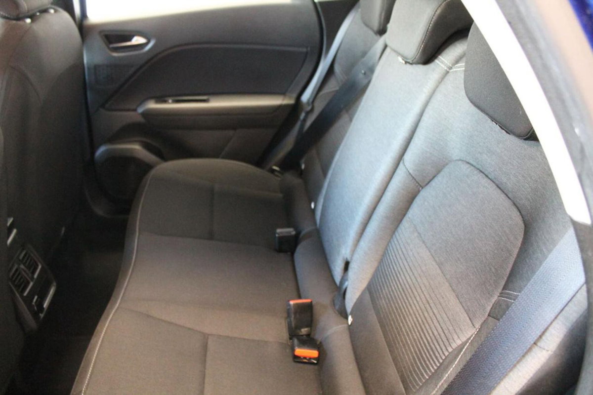 Renault Captur Blue dCi 95 CV Business (9)