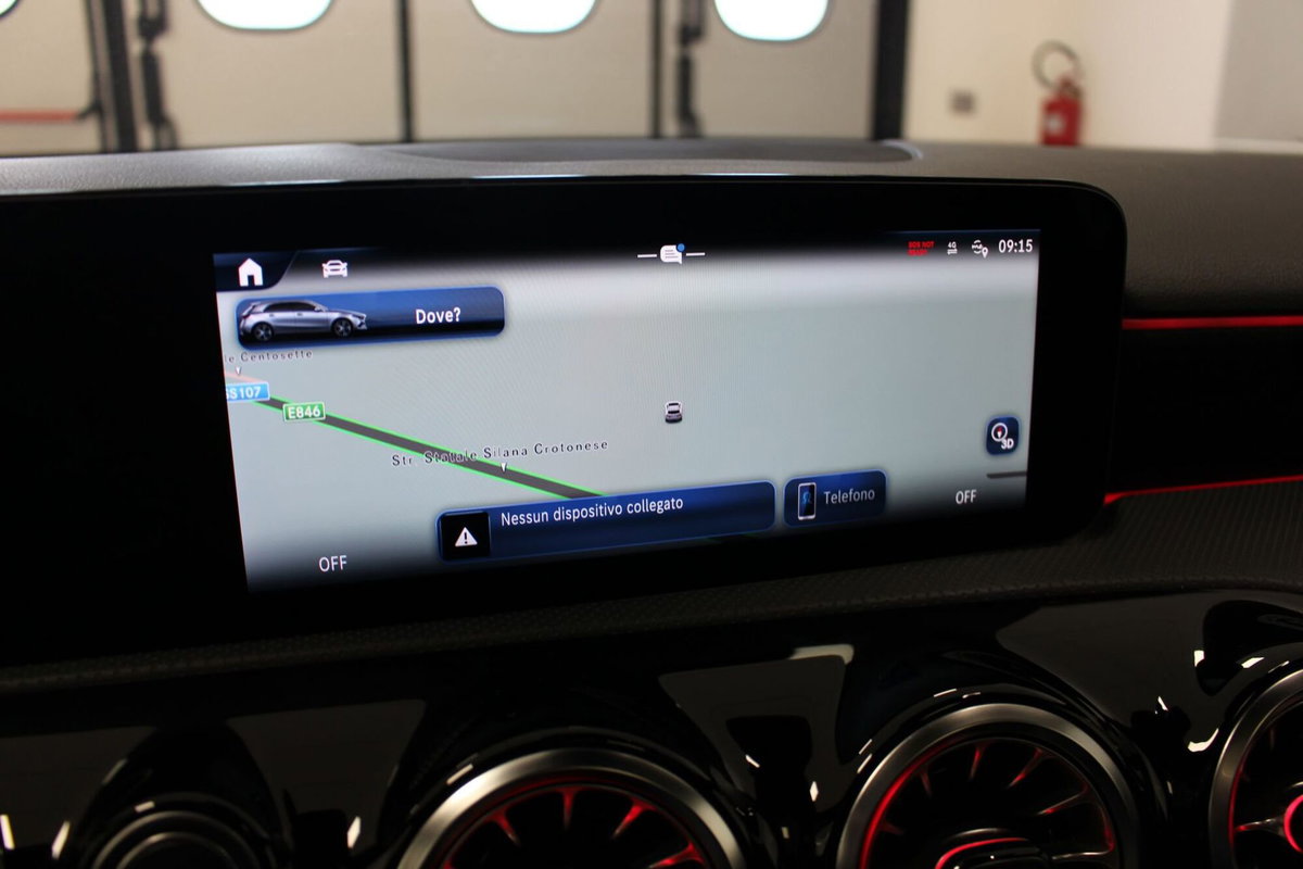 Mercedes-Benz Classe A 250 e Automatic Plug-in hybrid Premium (14)