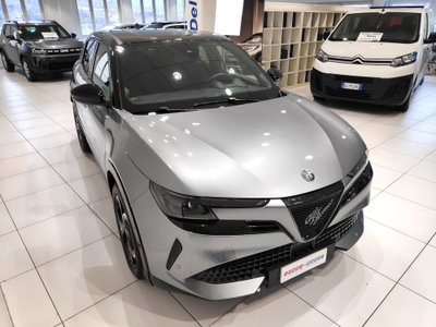 Alfa Romeo Junior 1.2 ibrida 145cv edct6 (9)