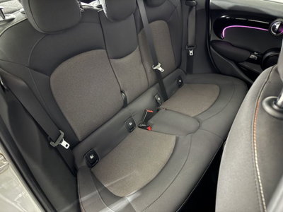 MINI Mini 1.5 Cooper Classic 5 porte (18)