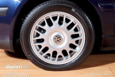 Volkswagen Golf Cabrio 1.6 cat Trendline (11)