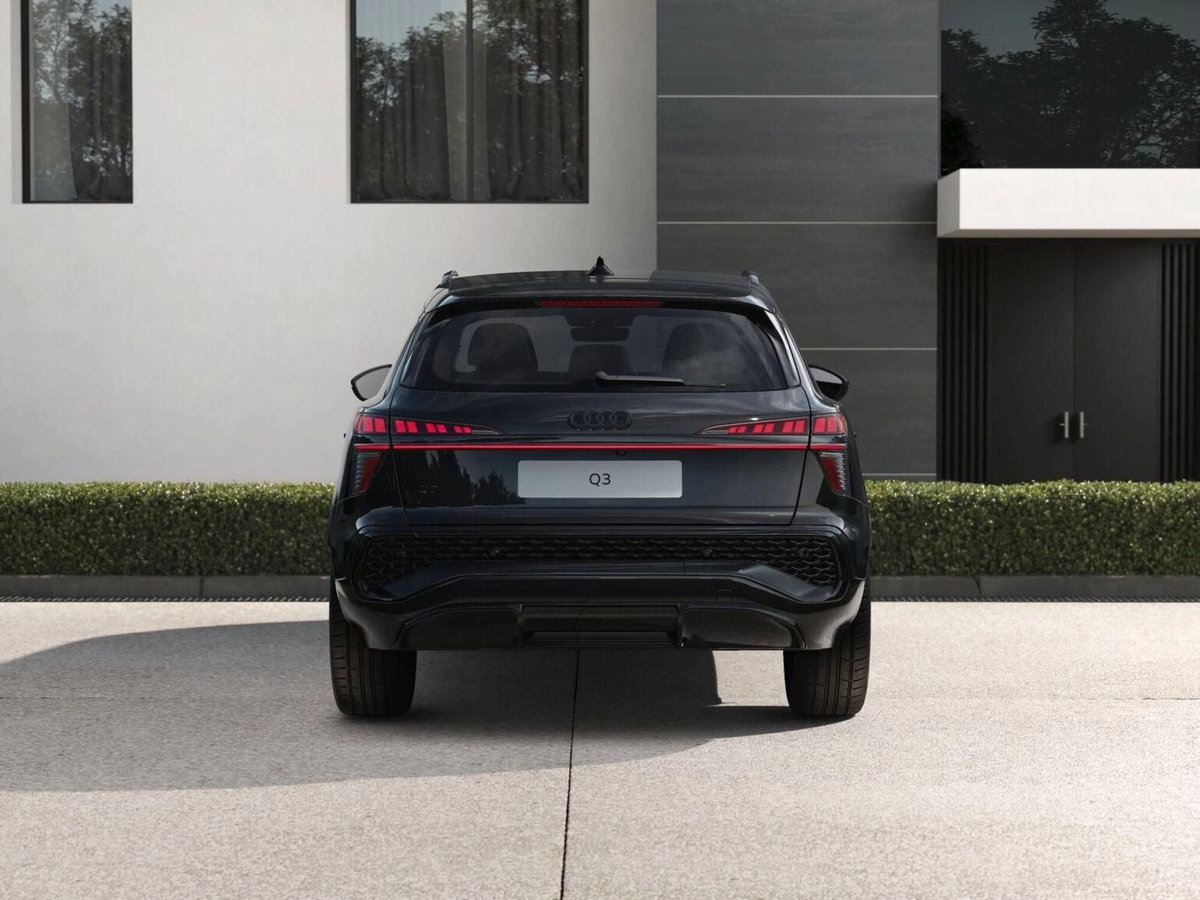 Audi Q3 2.0 TDI 150 CV S tronic S line Edition (4)