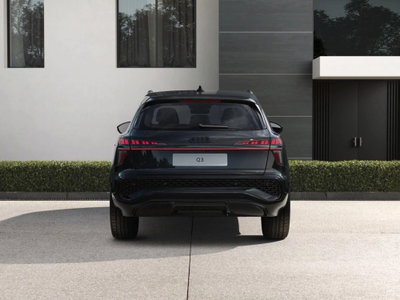 Audi Q3 2.0 TDI 150 CV S tronic S line Edition (4)