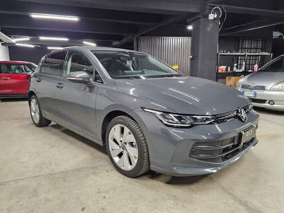 Volkswagen Golf 1.5 tsi Edition 115cv (3)