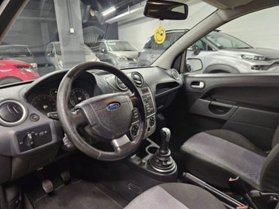 Ford Fiesta 1.2 16V 3p. (5)